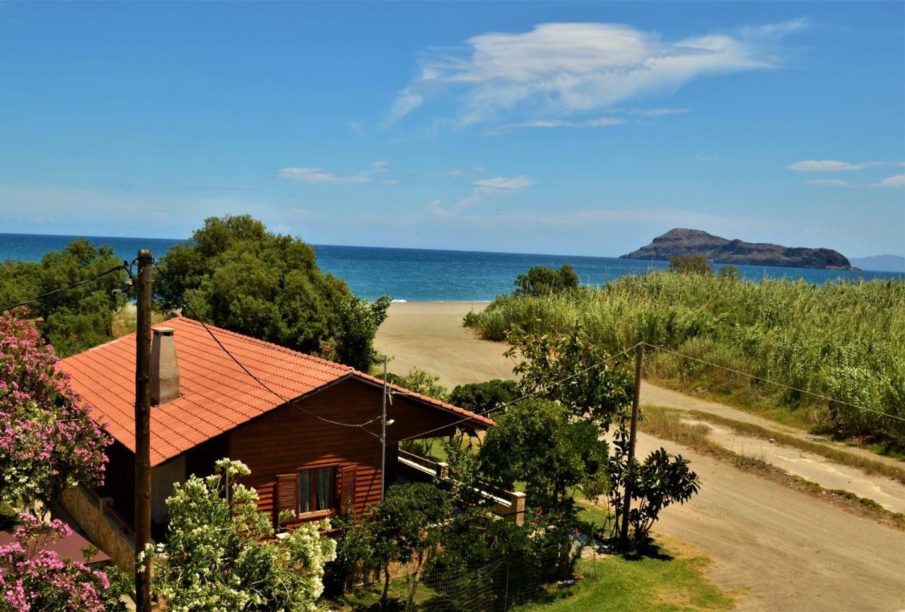 Willa Wooden Beach House Gerani  Zewnętrze zdjęcie